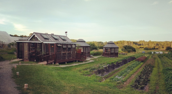 The Small Restaurant Hiding In The Middle Of A Maine Farm That’s So Worth The Journey