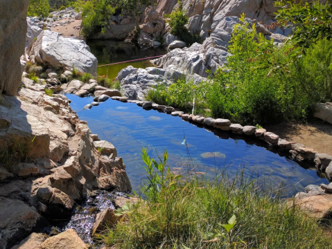 You Can Hike To A Natural Hot Springs Along This Southern California Trail And It's Just As Awesome As It Sounds