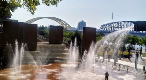 6 Water Playgrounds In Cincinnati To Keep On Your Radar For Those Hot, Sunny Days