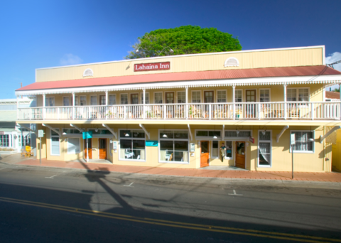 The Historic Restaurant That's Full Of Old Hawaiian Charm