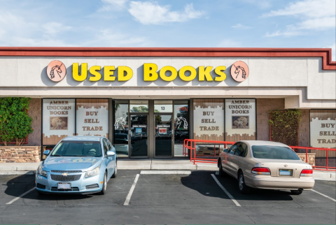 The Largest Discount Bookstore In Nevada Has More Than 200,000 Books