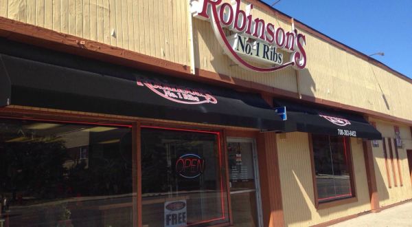 The All-You-Can-Eat BBQ Buffet At Robinson’s No. 1 Ribs In Illinois Will Make Your Stomach Happy And Full