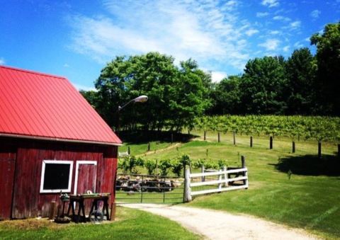 The Bicentennial Farm Winery In Connecticut That's Just As Charming As It Sounds
