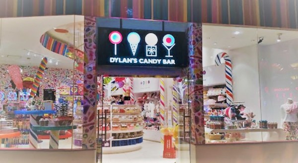 The Willy Wonka Worthy Candy Shop In Connecticut That Is Beyond Your Wildest Imagination
