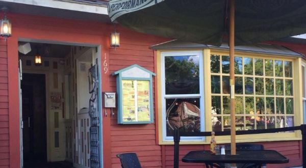 This Tiny Mexican Restaurant In Vermont Serves More Than 10 Types Of Tacos