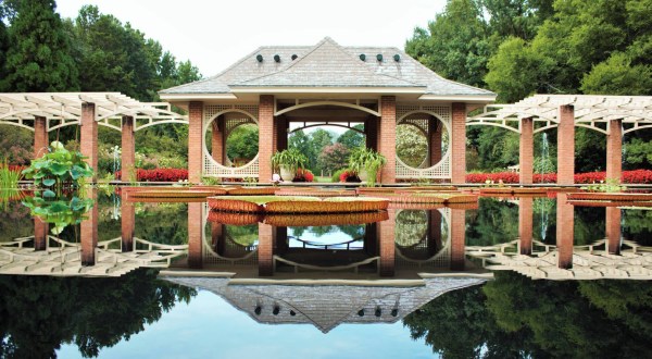 This Beautiful 112-Acre Botanical Garden In Alabama Is A Sight To Be Seen