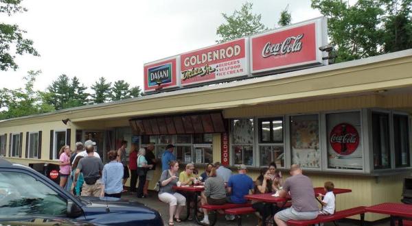 Goldenrod Restaurant Is A New Hampshire Drive-In That Hasn’t Changed In Decades
