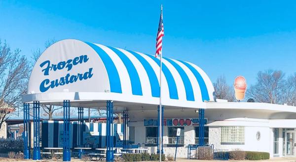 The Retro Custard Stand That Dates Back To 1932 Is Quintessentially Indiana