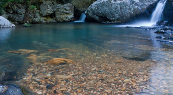 The Hike To This Little-Known Arkansas Waterfall Is Short And Sweet
