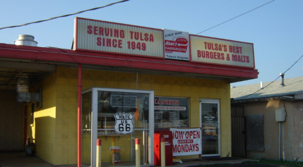 This Tiny Oklahoma Restaurant Has Been Serving Up Tasty Burgers Since 1949