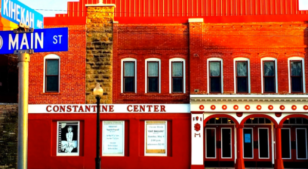 The Ghost Stories From This Historic Theater In Oklahoma Will Haunt Your Dreams