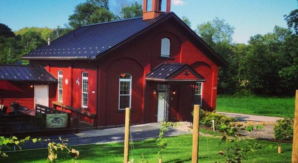 The School House Winery In Ohio That’s Just As Charming As It Sounds