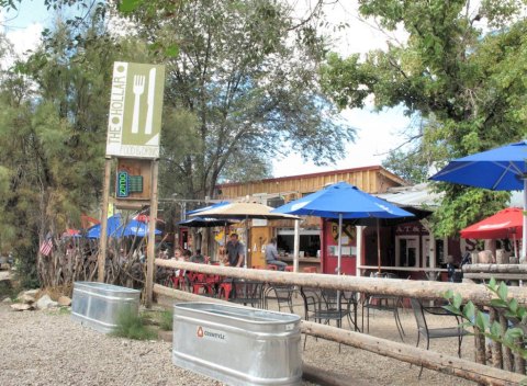 This Rustic Southern-Style Restaurant In New Mexico Is Worth Every Penny
