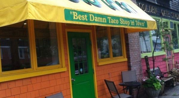 This Tiny Mexican Restaurant In Rhode Island Serves More Than A Dozen Types Of Tacos