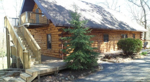 This Log Cabin Retreat In Wisconsin Will Bring Out The Quilter In You