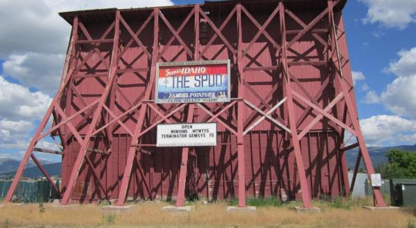 Watch A Movie Under The Stars At This Historic Drive-In Theater In Idaho