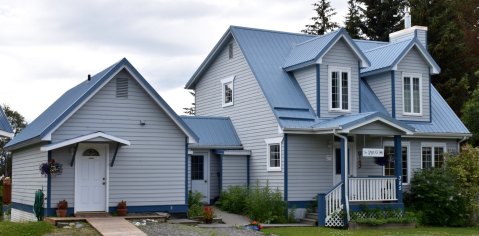 This Charming Town In Alaska Has Over 7 Bed and Breakfasts And They're All Delightful