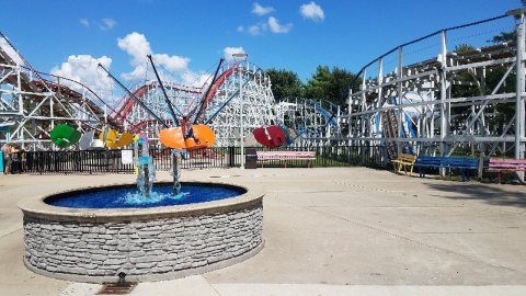 Few People Know About This Amusement Park In Ohio And It's Insanely Fun