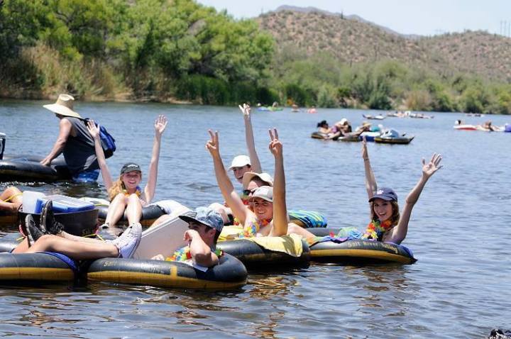 7 Best Ways to Enjoy Salt River Tubing in Arizona - CS Ginger Travel