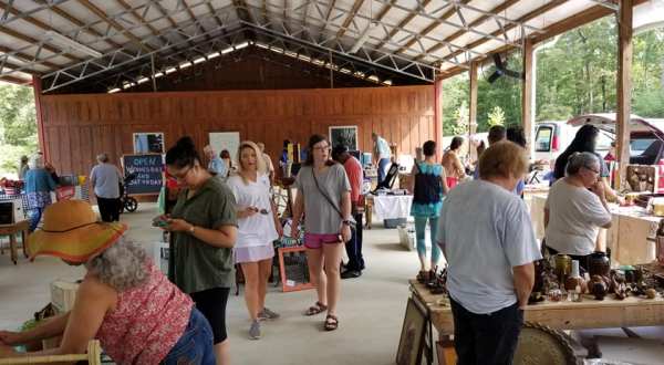 You’ll Find All Kinds Of Neat Treasures At This Vintage Market In Alabama