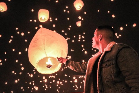 The Sky Lantern Festival Near Pittsburgh That Will Add A Touch Of Magic To Your Life