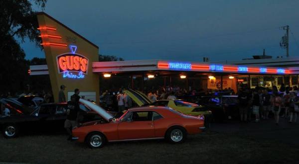 The Burgers And Shakes From This Middle-Of-Nowhere Wisconsin Drive-In Are Worth The Trip