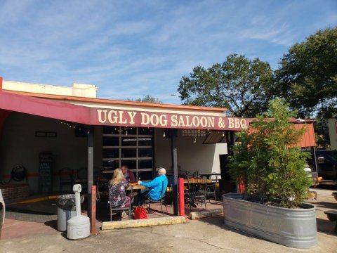 Treat Yourself To Some Finger-Licking Good BBQ At This Hidden Gem In New Orleans