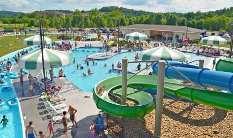 This Community Waterpark In Tennessee Is The Perfect Place To Take The Family This Summer
