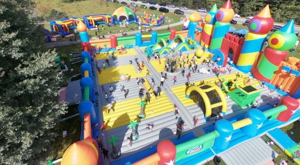 This Giant Bounce House Will Be Touring The U.S. This Summer And You’ll Love It