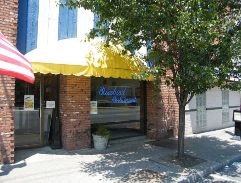 The Neighborhood Diner In Cincinnati Where You'll Feel Like Family