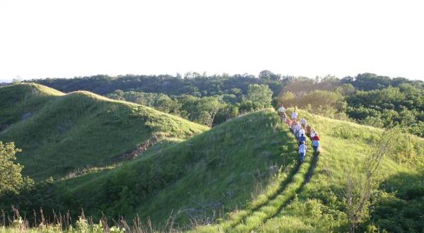 Spend A Day In Iowa’s Loess Hills At These 7 Fascinating Places
