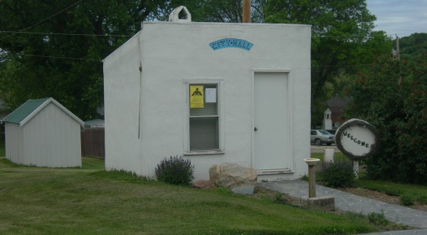 The Smallest City Hall In America Is In Nebraska, And You’ll Want To See It