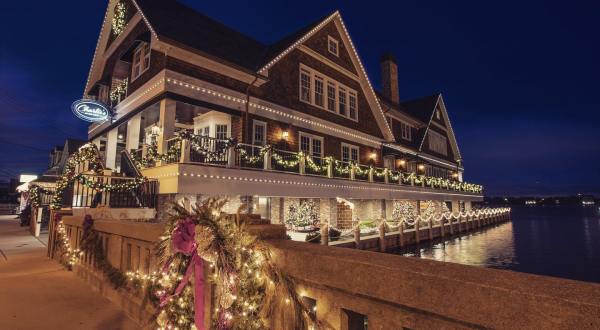 You’ll Never Want To Leave This Enchanting Waterfront Restaurant In New Jersey