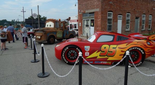 You Can Visit The Small Town In Kansas That Inspired The Disney Movie “Cars”