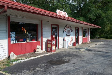 This Hoosier Hamburger House Has Been An Indiana Favorite Since 1930