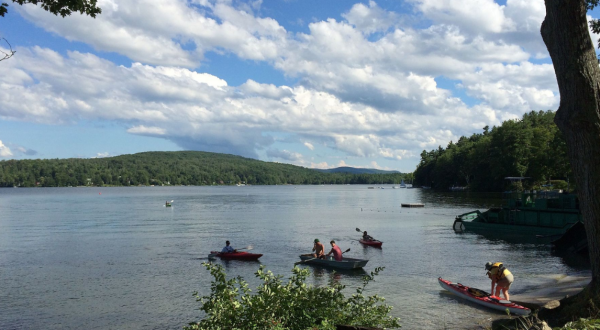 Visiting This One Mountain Lake In Massachusetts Is Like Experiencing A Dream