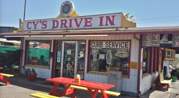 The Old Fashioned Drive-In Restaurant In Colorado That Hasn’t Changed In Decades