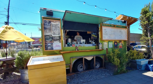 This Tiny Shop Serves The Wackiest Loaded French Fries In Oregon