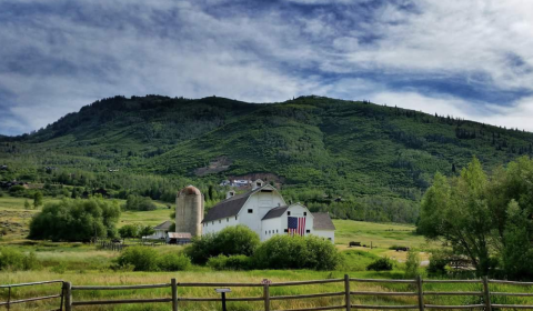 The Most Photographed Barn In Utah Has A Charming History