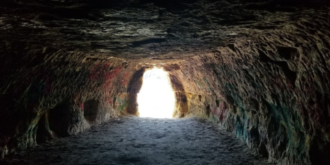 Hiking To This Aboveground Cave In Minnesota Will Give You A Surreal Experience