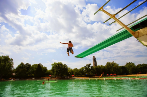 This Man Made Swimming Hole In Illinois Will Make You Feel Like A Kid On Summer Vacation