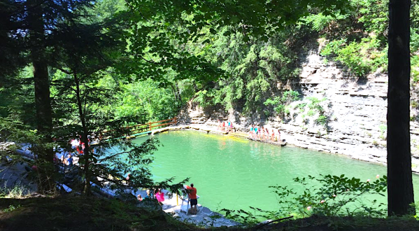 The Natural Swimming Hole Near Buffalo That Will Take You Back To The Good Ole Days