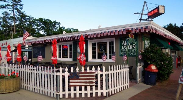 This Cozy Michigan Pub Has Been A Small-Town Favorite Since 1934