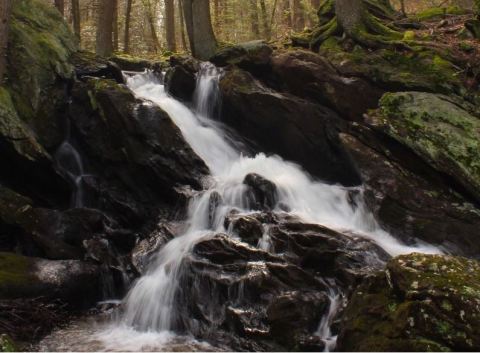 The Hike To This Little-Known Connecticut Waterfall Is Short And Sweet
