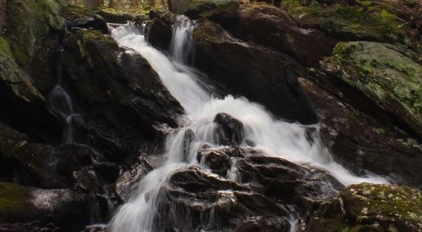 The Hike To This Little-Known Connecticut Waterfall Is Short And Sweet