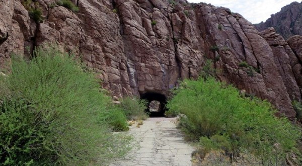 This Arizona Hike Leads Straight To An Abandoned Tunnel