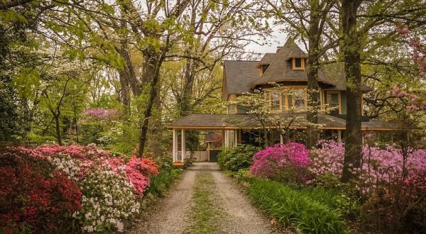 This Hidden Gem Bed & Breakfast In Maryland Looks Like It’s Straight Out Of A Fairy Tale