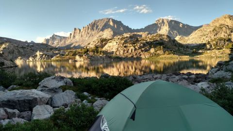 The Hike To These 8 Mountain Lakes In Wyoming Is Like Experiencing A Dream