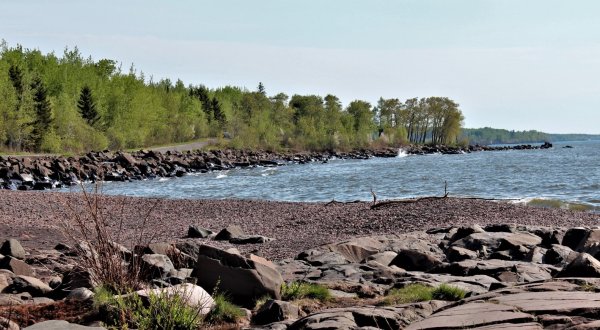 Minnesota’s Rockiest Beach Is Full To The Brim With Rugged Beauty