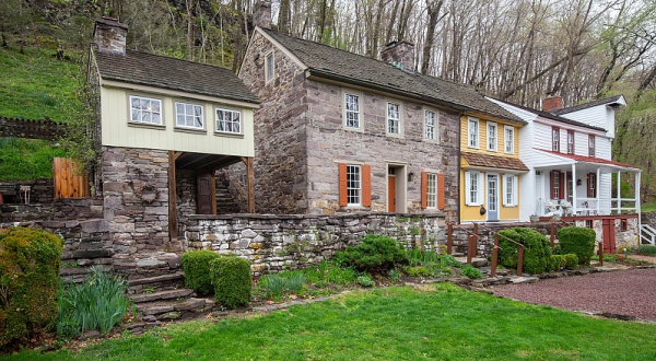 You’ve Never Seen Anything Like This Unique New Jersey Home